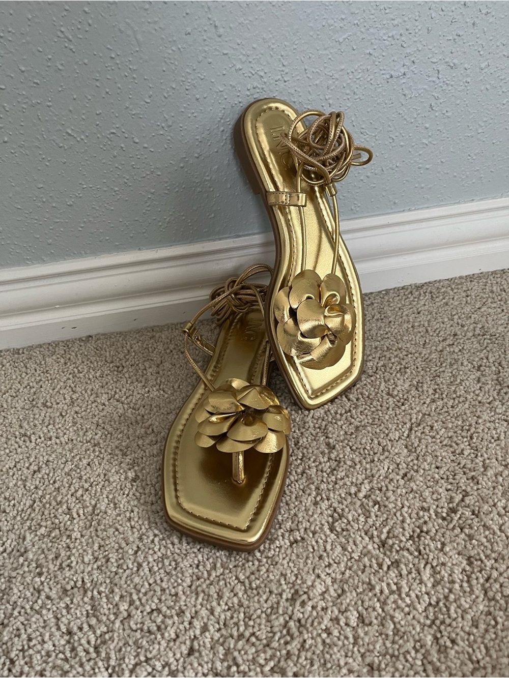 INC International Concepts Metallic Gold Floral Toe-Post Sandals with Ankle Wrap - Picture 3 of 3